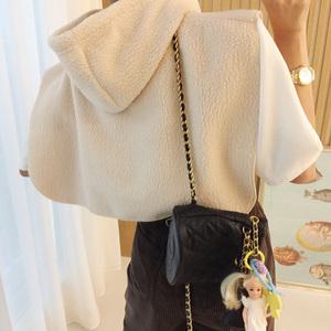 퍼니 뽀글이 플리스 레이어드 크롭 후드 판쵸 숄 (2color)