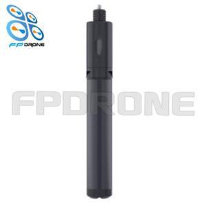 인스타 360 에이스 프로 2 인비저블 셀카 스틱 + 삼각대 내장 접어 설치 및 촬영하세요.