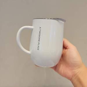 투썸플레이스 투썸 베이직 스테인리스 머그 360ml 각인 화이트 스텐 손잡이 텀블러