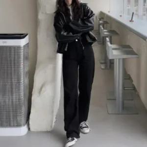 여성 데일리 시크 무드 블랙 가죽 자켓