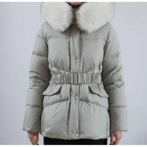 에고이스트 컬러스냅 벨티드 숏 구스점퍼EQ4TD504