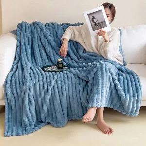 대형 겨울 극세사 밍크 모달 캠핑 이불 담요  블루