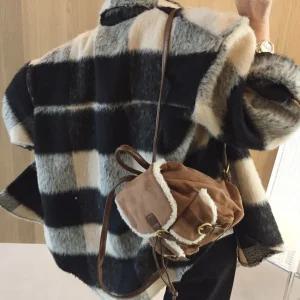 톤톤 배색 체크 도톰 모헤어 오버핏 언발 겨울 남방자켓 (2color)