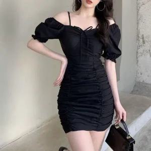 [하프클럽/]숄더리스시즌 핏감좋은 롱드레스 여름철 주름 H라인 퍼프소매