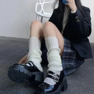 [SBCF0I2]따뜻한 발토시 반바지코디 니삭스 루즈삭스