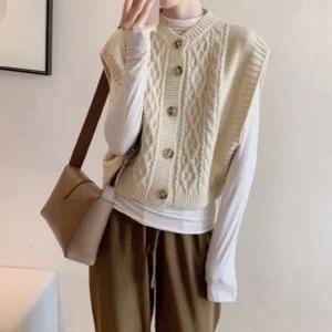 고품질 꽈배기 크롭 니트조끼 아이보리 여성니트 가을니트 (WFFUMNP)