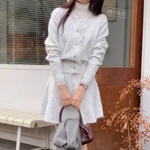 여자 러블리 프릴 브이 울니트가디건 미니스커트 세트