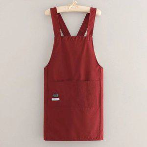깔끔한 레드 앞치마 어린이집 미용실 카페