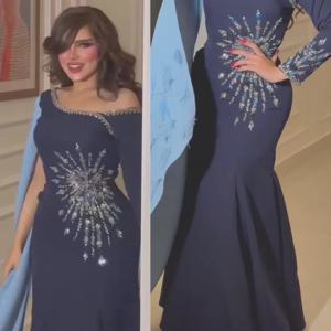 맞춤형 절묘한 오프숄더 인어 스윕 이브닝 드레스, 라인석 새틴