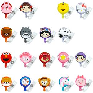 헬로 키티 곰돌이 푸우 Lotso ID 카드 소지자 확장 가능한 토글 클립 직원 카드 간호사 가슴 카드 학생 버스 카드 소지자