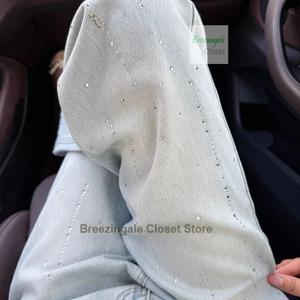 여성 봄 신상 디자인을 위한 프랑스 중공업 핫 스탬핑 라이트 블루 청바지, 패셔너블하고 슬림한 스트레이트 팬츠