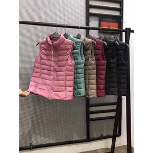 여성 슬림 슬리브리스 지퍼 다운 재킷 2025 가을 겨울 따뜻한 여성 조끼 휴대용 초경량 화이트 덕 다운 조끼