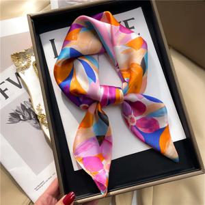 스카프 여성 실크 새틴 여성 두건 실크 스카프 스카프 여성용 Neckerchief 럭셔리 스카프 Foulard Laven 공식 매장 WJ002