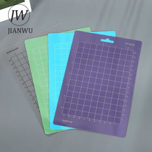 JIANWU 1 Pc 또는 4 개/대 PVC 스티커 소재 콜라주 쉬운 껍질 보조 도구 매트 크리 에이 티브 DIY 저널 학생 용품 편지지