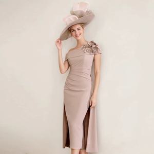 신부 드레스의 우아한 어머니 2025 크레페 패브릭 외장 칵테일 파티 브라운 오프 숄더 아플리케 망토 댄스 파티 가운 미디