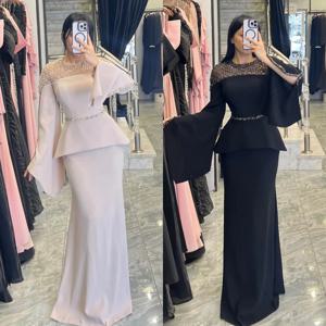 맞춤형 고품질 클래식 저지 구슬 장식 스트레이트 스쿠프 넥 롱 드레스 맞춤형 행사 드레스 절묘한