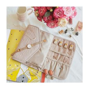 접이식 여행용 보석 롤 오거나이저 - 여행 중 반지, 목걸이, 귀걸이, 팔찌 보관에 적합