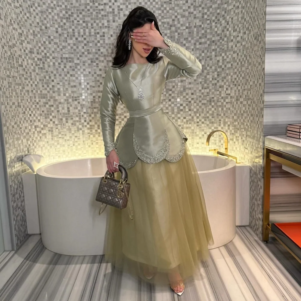 맞춤형 매칭 절묘한 Tulle Beading Sequined Sash A 라인 스쿠프 넥 미디 드레스 맞춤형 행사 드레스 현대 스타일