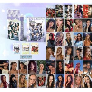 50 개/대 레이저 카드 Kpop 아이돌 KATSEYE Lomo 카드 LARA DANIELA MANON MEGAN Printd Photocards 팬 선물