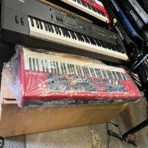 미개봉 새 상품 노드 스테이지 4 88건반 피아노