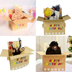 1개 재미있는 생일 팝업 카드 - 유머러스한 3D 캐릭터 디자인과 하트 풍선 및 색종이, 기발한 카드
