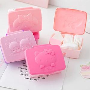 Sanrio 헬로 키티 휴대용 직사각형 상자 멜로디 면봉 면 패드 스티커 밴드 보조 조직 여행 소녀 선물