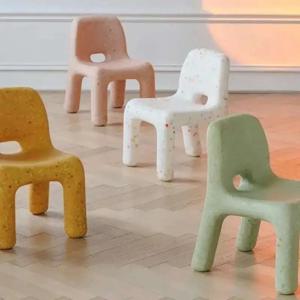 현대식 어린이 학습 테이블 및 의자 세트, 유치원 플라스틱 어린이용 튼튼하고 내구성 있는 테이블 가구