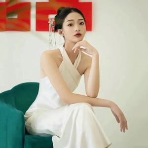 홀터넥 화이트 와인 레드 로즈 레드 웨딩드레스 심플 분위기 새틴 피쉬테일 웨딩 약혼 파티 이브닝 드레스