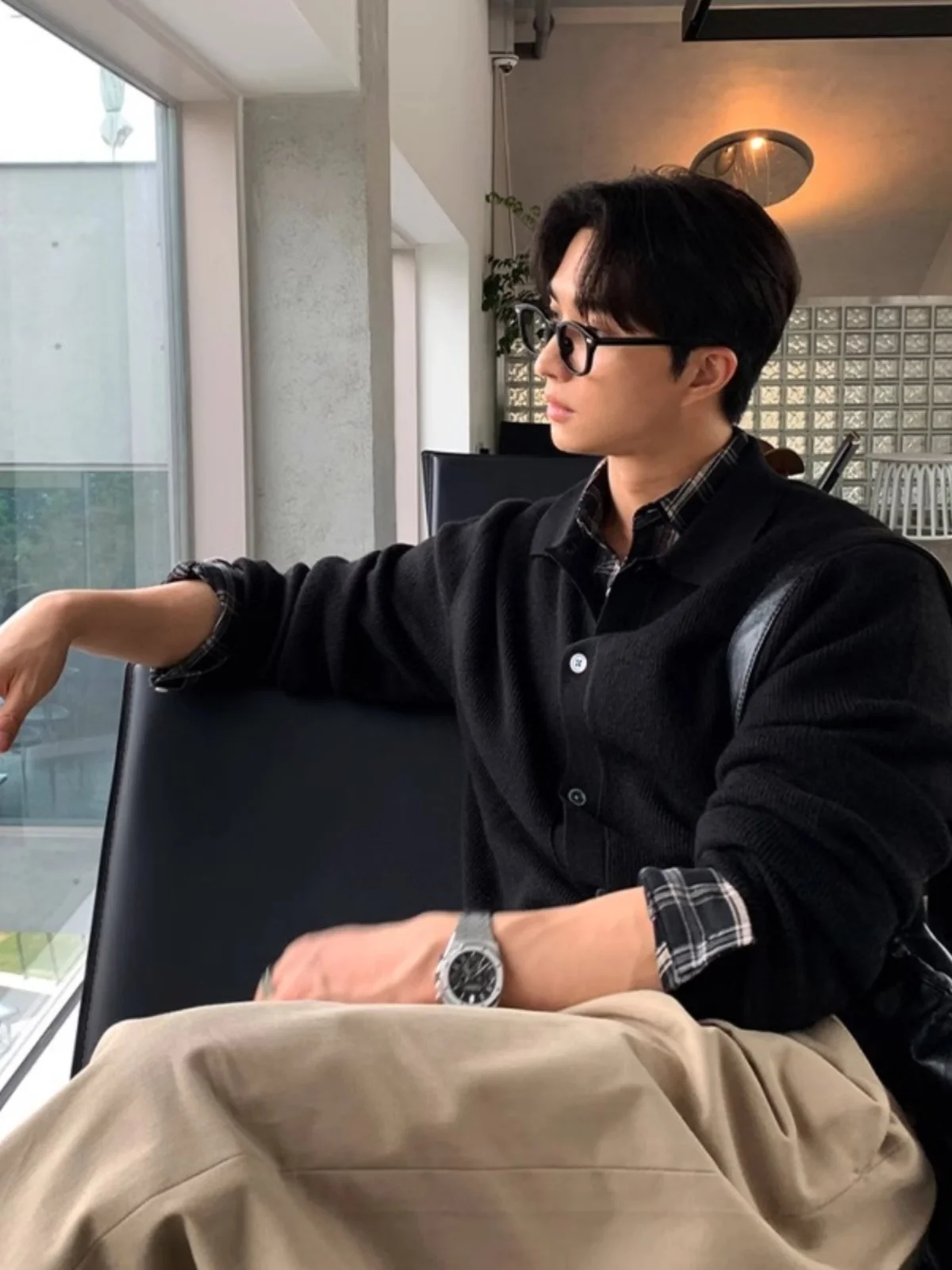 트렌디 캐주얼 니트 스웨터 한국 스타일 턴다운 칼라 오픈 가디건 동대문 남성용 가을 긴팔 단색