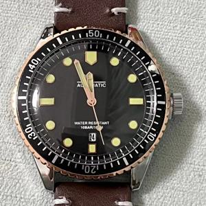 새로운 패션 럭셔리 브랜드 시계 고품질 가죽 스트랩 비기계식 쿼츠 시계 비즈니스 캐주얼 남성용 시계