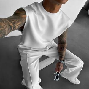 새로운 여름 민소매 스포츠 정장 2025 남성 캐주얼 단색 바지 남성 의류 조끼 투피스 세트,