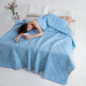 2025년 신상 시원한 실크 아이스크림 여름 이불 단색 프린팅 에어컨 이불 세탁기 사용 가능 물세탁 가능 이불