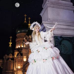 화이트 코트 이브닝 드레스 드라마 공연 의류 복고풍 무대 의류 유럽 클래식 파티 에티켓 스튜디오 사진