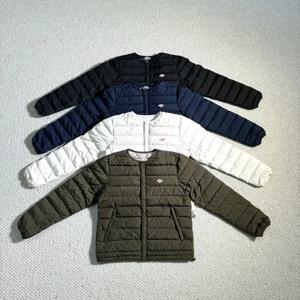 가벼운 짧은 흰색 오리털 재킷 남성용 스타일리시한 따뜻함 방수 수납 가능한 후드리스 코트 청년 패션 가을 겨울