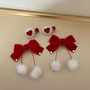 공주 소녀를위한 빨간 벨벳 활 머리핀 귀여운 pompom 하트 키즈 가을 겨울 헤어 클립 한국어 스위트 클립 새해 모자를 쓰고 있죠