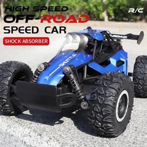 새로운 RC 자동차 1:16 2WD LED 조명 2.4G 20 KM/H 소년 소녀 어린이를위한 고속 오프로드 등반 원격 제어 자동차 장난감 선물