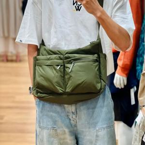 패션 대용량 나일론 크로스 바디 백 하라주쿠 스포츠 남성 숄더 백 지퍼 파우치 한국 스타일 컴퓨터 가방 여행