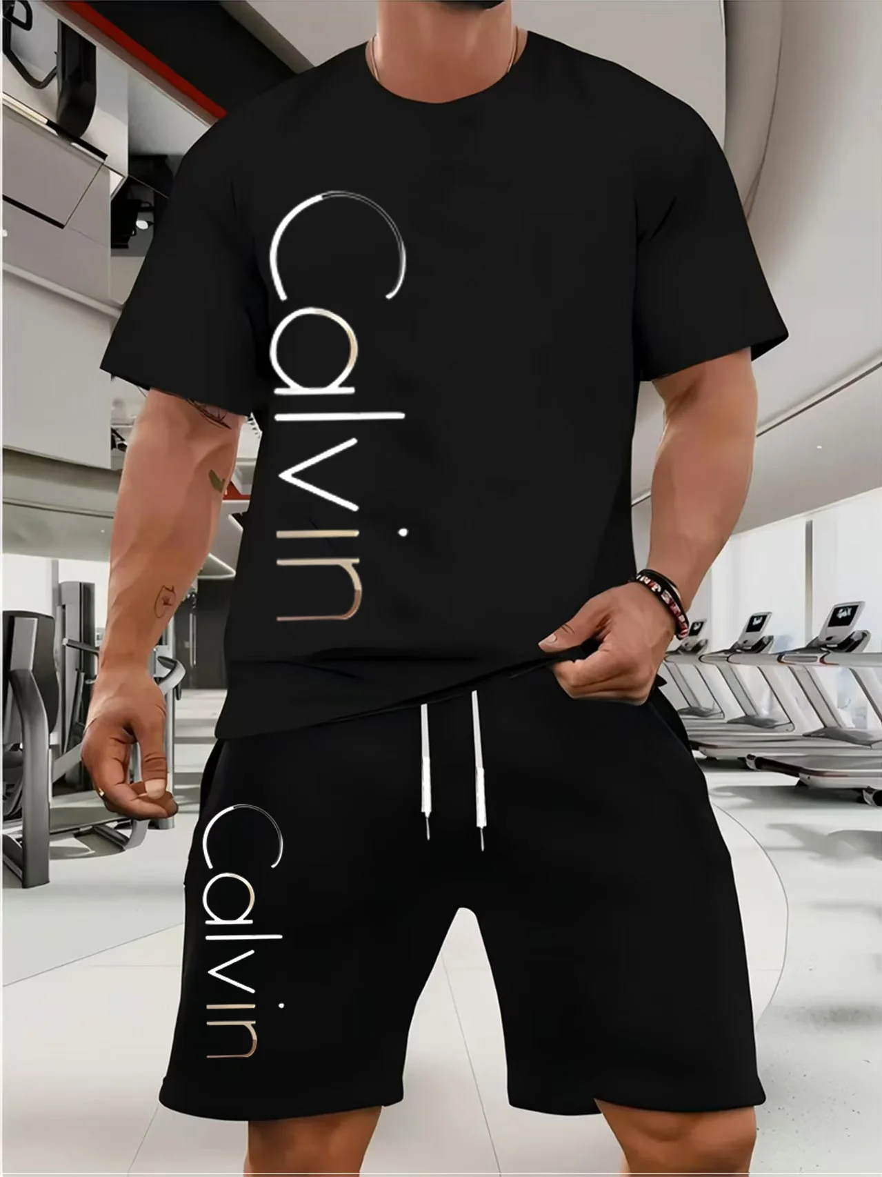 새로운 고급 남성 2025 수트는 캐주얼한 색상 조합과 참신한 여름 의상을 특징으로 합니다.