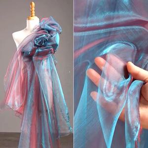 무지개 빛깔의 깜박이는 그라데이션 Organza Tulle Fabric By Meter 이브닝 가운 패션 디자인 반짝 이는 옷 파티 무대 장식
