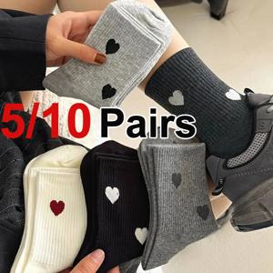 5/10 쌍 여성 하트 모양의 패턴 중간 튜브 양말 유행 인쇄 부드럽고 편안한 땀 흡수 통기성 양말