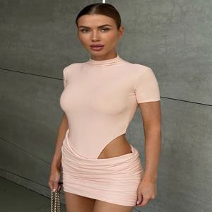 모지션 홀터넥 반팔 러칭 섹시 미니 드레스 여성 패션 하프 하이 칼라 스키니 클럽 파티 드레스