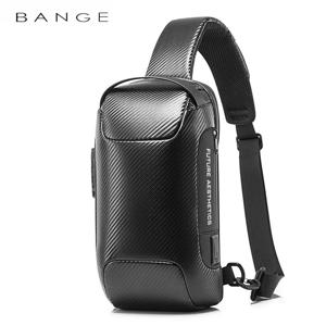 BANGE 업그레이드 된 남자 방수 다기능 탄소 섬유 패턴 Crossbody 가방 USB 슬링 어깨 가방 메신저 가슴 가방 팩