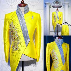 패션 노란색 웨딩 턱시도 독특한 2 조각 세트 재킷 바지 남자 정장 디자이너 정장 신랑 착용 파티 정장 맞춤형