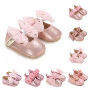 봄과 가을 활 0-18 개월 신생아 내구성이 뛰어난 부드러운 밑창과 미끄럼 방지 공주 신발로 외부 운동화를 착용