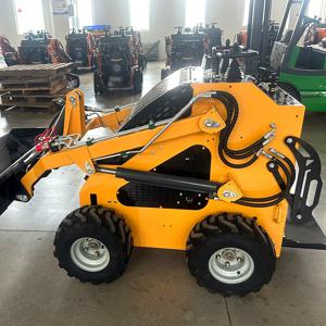 중국 맞춤형 공장 판매 미니 스키드 스티어 로더 소형 휠/트랙 디젤 엔진 프론트 엔드 로더 (코어 모터 탑재)