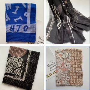 새로운 이탈리아 프린트, 패셔너블하고 정교하며 따뜻한 여성용 롱 숄과 스카프 (해외 무역용)