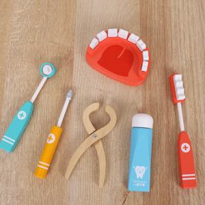 어린이 나무 의사 세트 놀이 의료 키트 시뮬레이션 간호사 역할 놀이 장난감 (남아 및 여아용)