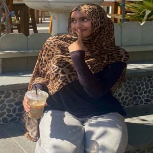 1PC 여성용 스카프 보헤미안 레오파드 프린트 히잡 스카프 이슬람 랩 숄 얇은 가볍고 통기성 데일리 착용에 적합