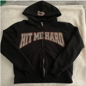 HIT ME 하드 앤 소프트 지퍼 후디, 투어 스탠드, 신제품