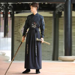 새로운 일본 빈티지 기모노 사무라이 코스프레 의류 여자 남자 중국어 Hanfu 크레인 자수 카디건 유카타 풀 슬리브 레트로